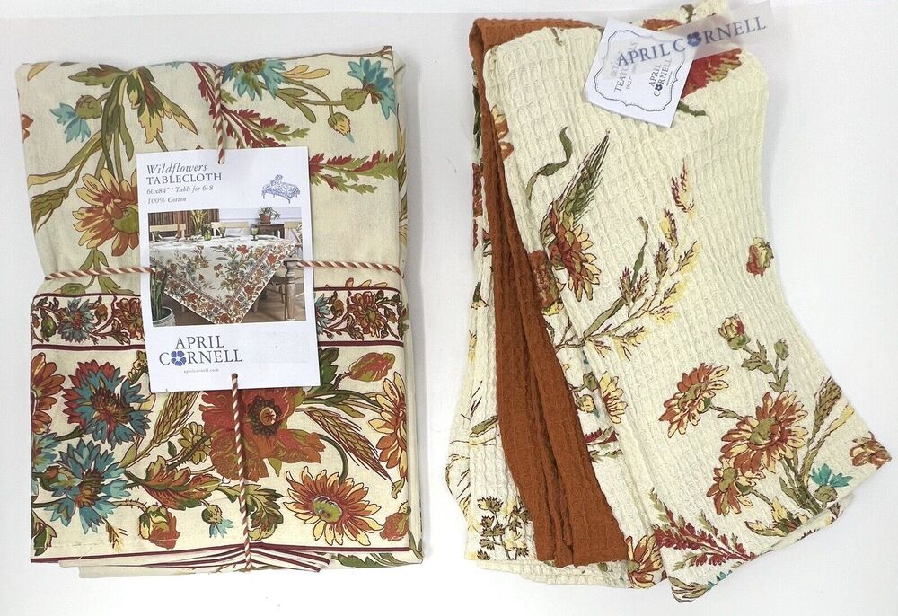 April Cornell Tablecloth 60X84” Wildflowers 3 Matching Kitchen Dish Tea Towels